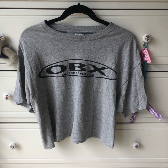 Gildan Tops - Outer Banks Cropped Tee